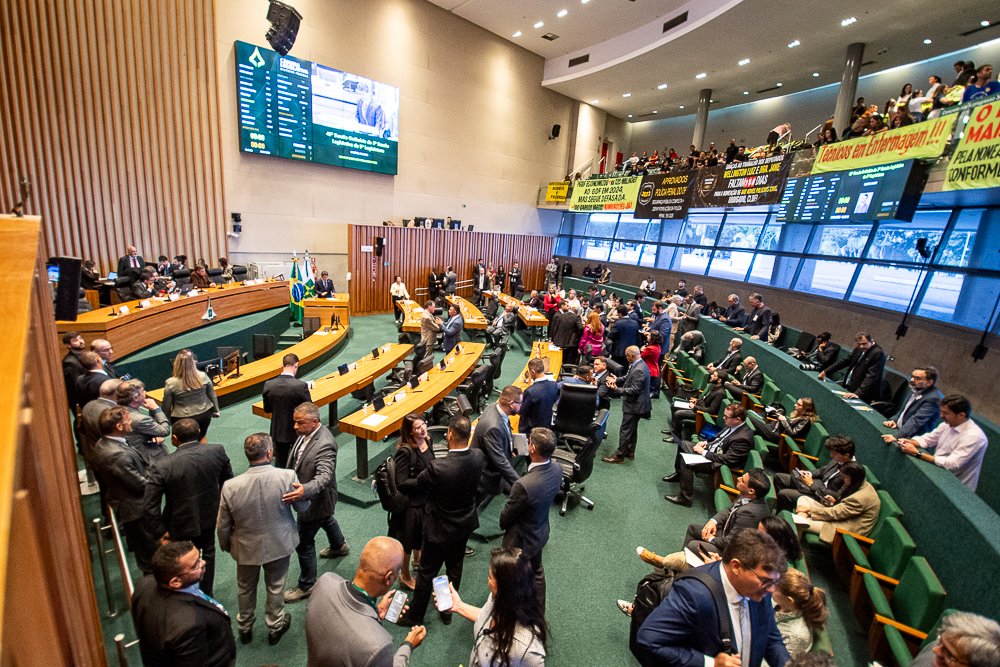 Greve dos professores repercute na Câmara Legislativa