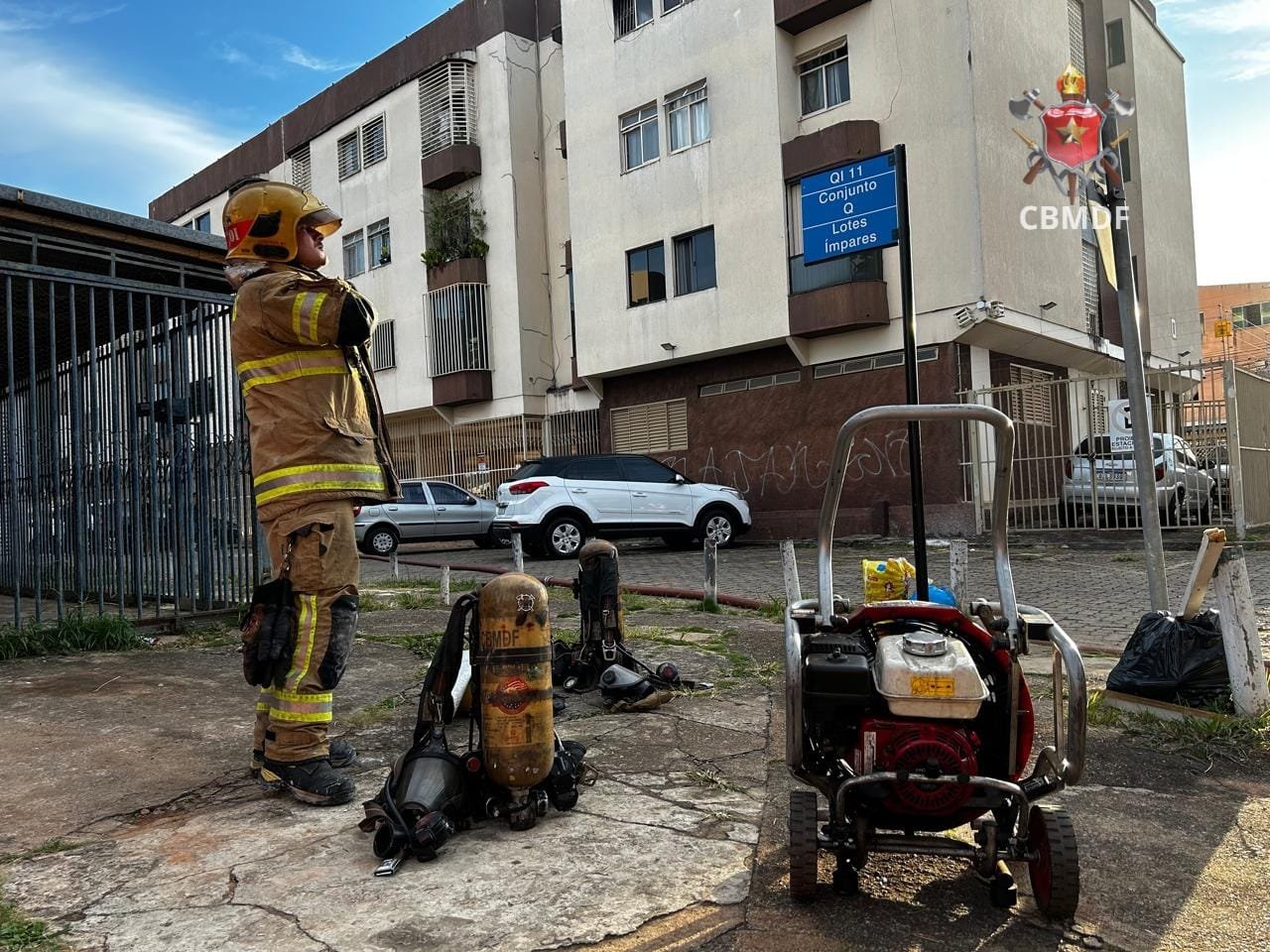 Incêndio em apartamento mobiliza CBMDF no Guará