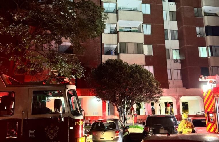 Incêndio em apartamento mobiliza nove viaturas do CBMDF e força evacuação de 200 moradores na Asa Norte
