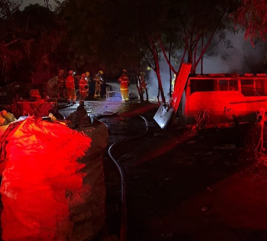 Incêndio em barraco mobiliza socorro do CBMDF Incêndio em barraco mobiliza socorro do CBMDF