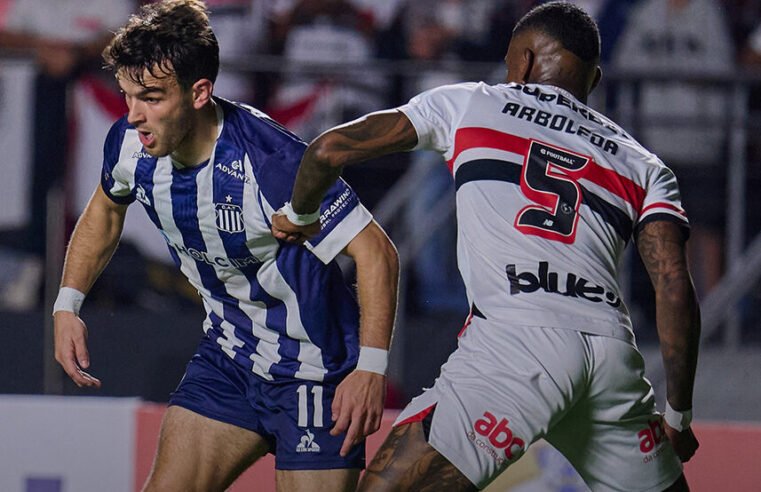 Luciano salva, São Paulo vence e pode ter 2ª melhor campanha da Libertadores