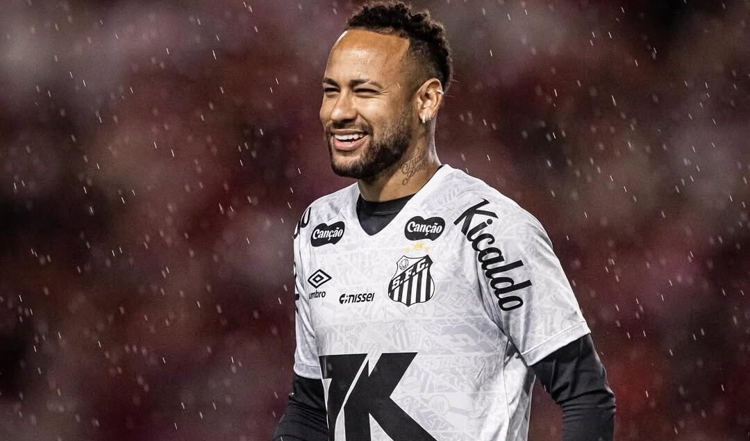 Neymar volta, mas Santos cai para o CRB nos pênaltis na Copa do Brasil Neymar volta, mas Santos cai para o CRB nos pênaltis na Copa do Brasil