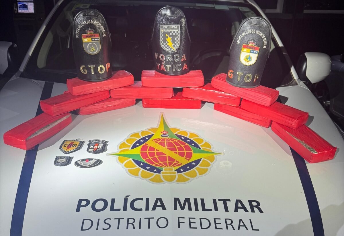PMDF e PMGO interceptam entrega de drogas em Santa Maria e Valparaíso-GO PMDF e PMGO interceptam entrega de drogas em Santa Maria e Valparaíso-GO