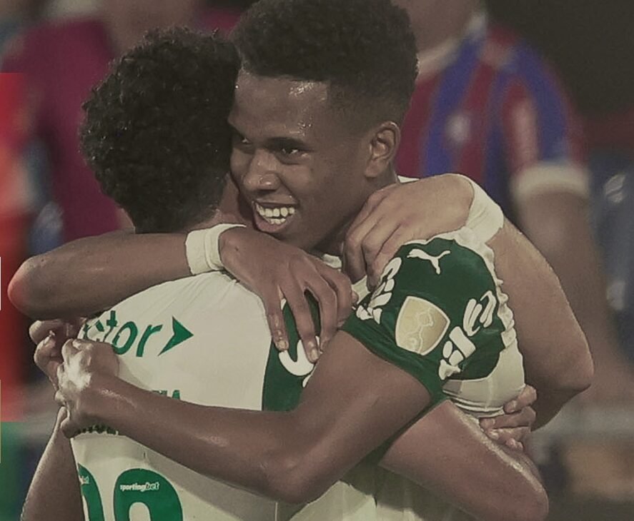 Palmeiras vence com golaço de Estêvão, redenção de Roque e é o 1º a avançar Palmeiras vence com golaço de Estêvão, redenção de Roque e é o 1º a avançar