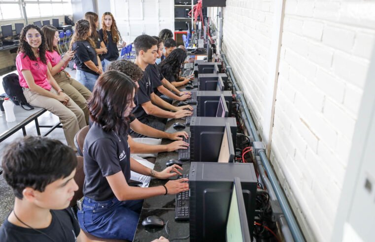 Rede pública do DF mobiliza escolas para garantir acesso dos alunos ao Enem 2025