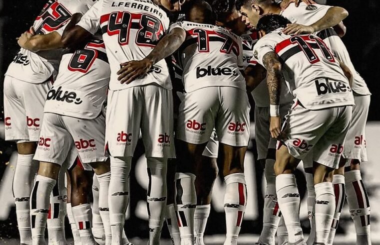 São Paulo é salvo por cria de 17 anos, empata com um a menos e avança na Libertadores