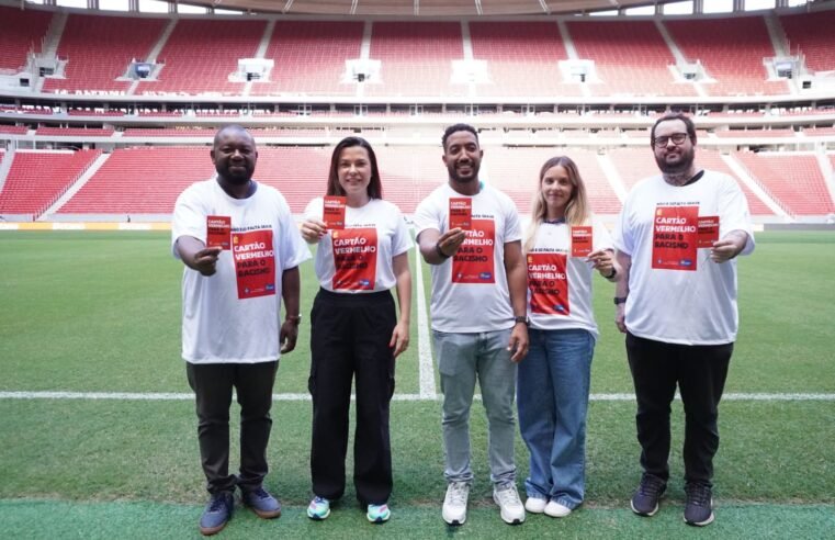 ‘Cartão Vermelho para o Racismo’ volta a campo e reforça combate à discriminação no futebol