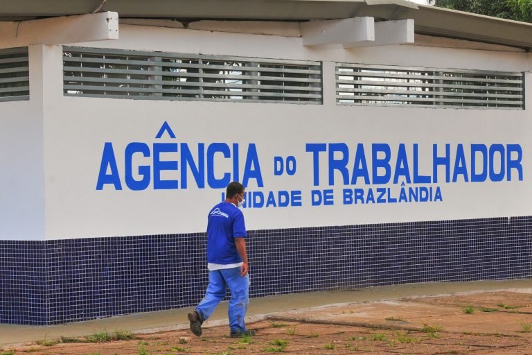 Agências do trabalhador têm mais de 500 vagas nesta quarta (4), com salários de até R$ 2,5 mil