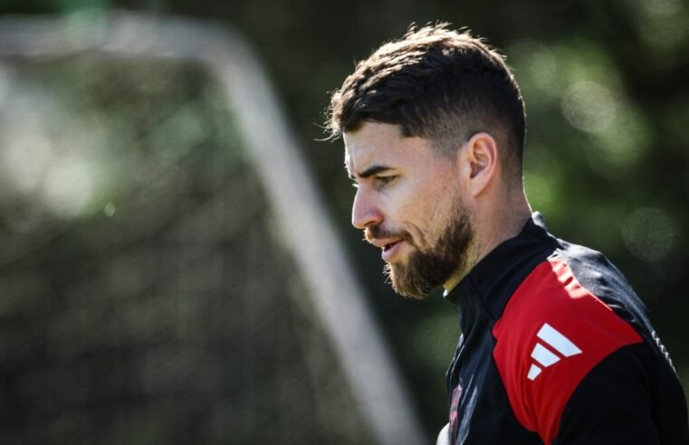 Apresentado, Jorginho diz estar em condições de estrear pelo Flamengo no Mundial de Clubes