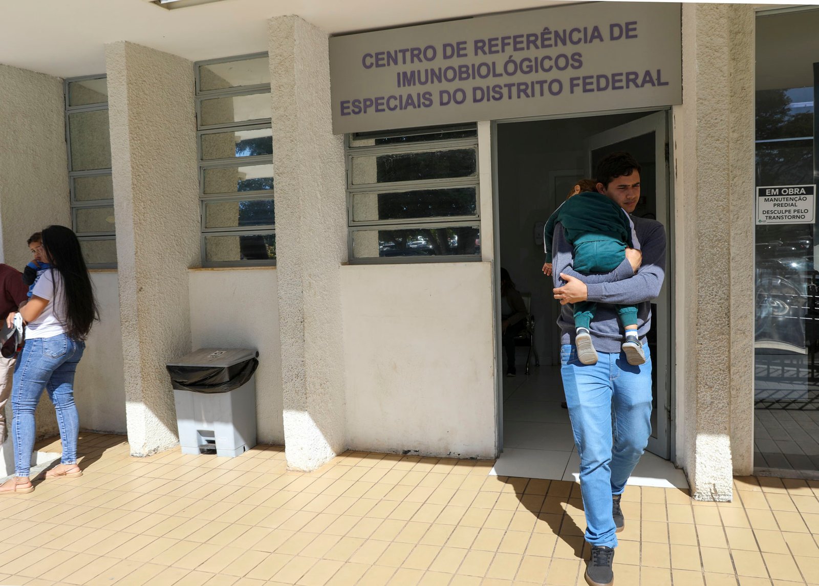 Atendimento virtual do Centro de Referência de Imunobiológicos Especiais amplia acesso à vacinação no DF