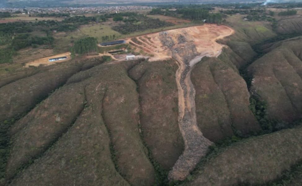 Aterro sanitário Ouro Verde: Semad autoriza desvio do Córrego Santa Bárbara após desastre ambiental