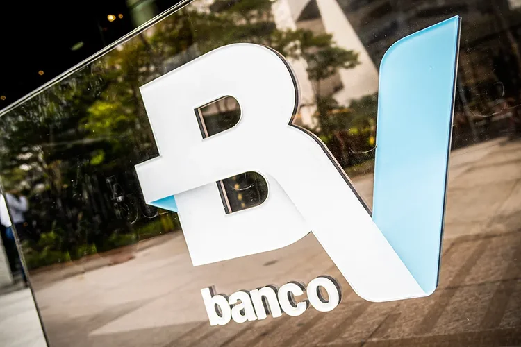 Banco BV deve indenizar consumidor por ligações de cobrança excessivas Banco BV deve indenizar consumidor por ligações de cobrança excessivas