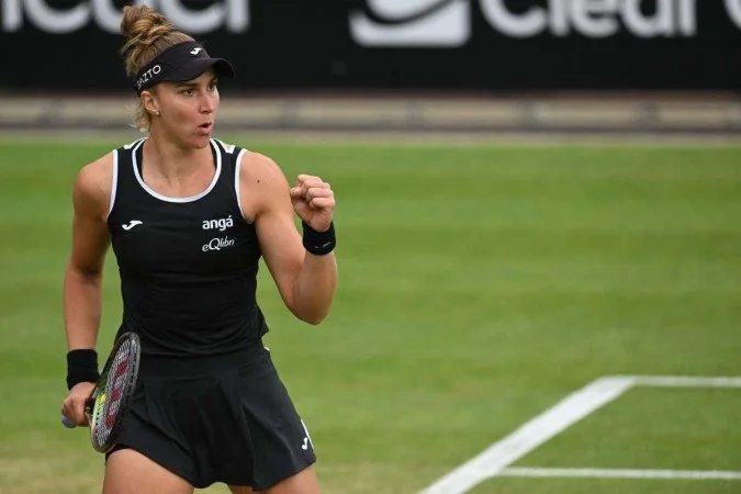Bia Haddad vence eslovaca e avança à segunda rodada de Wimbledon