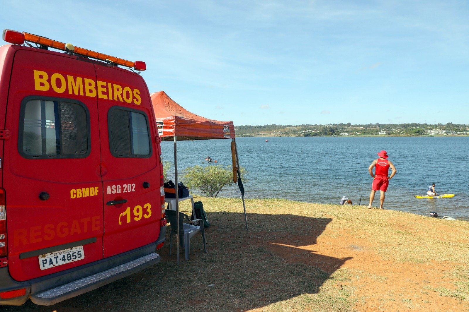 Bombeiros reforçam segurança no Lago Paranoá com novos postos de socorro Bombeiros reforçam segurança no Lago Paranoá com novos postos de socorro