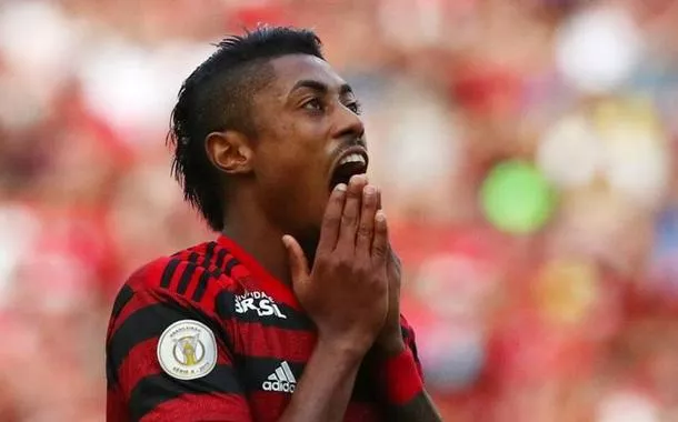 Bruno Henrique é denunciado por estelionato e fraude esportiva Bruno Henrique é denunciado por estelionato e fraude esportiva