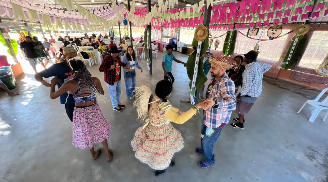 Centro Pop de Taguatinga celebra festa junina com população em situação de rua Centro Pop de Taguatinga celebra festa junina com população em situação de rua
