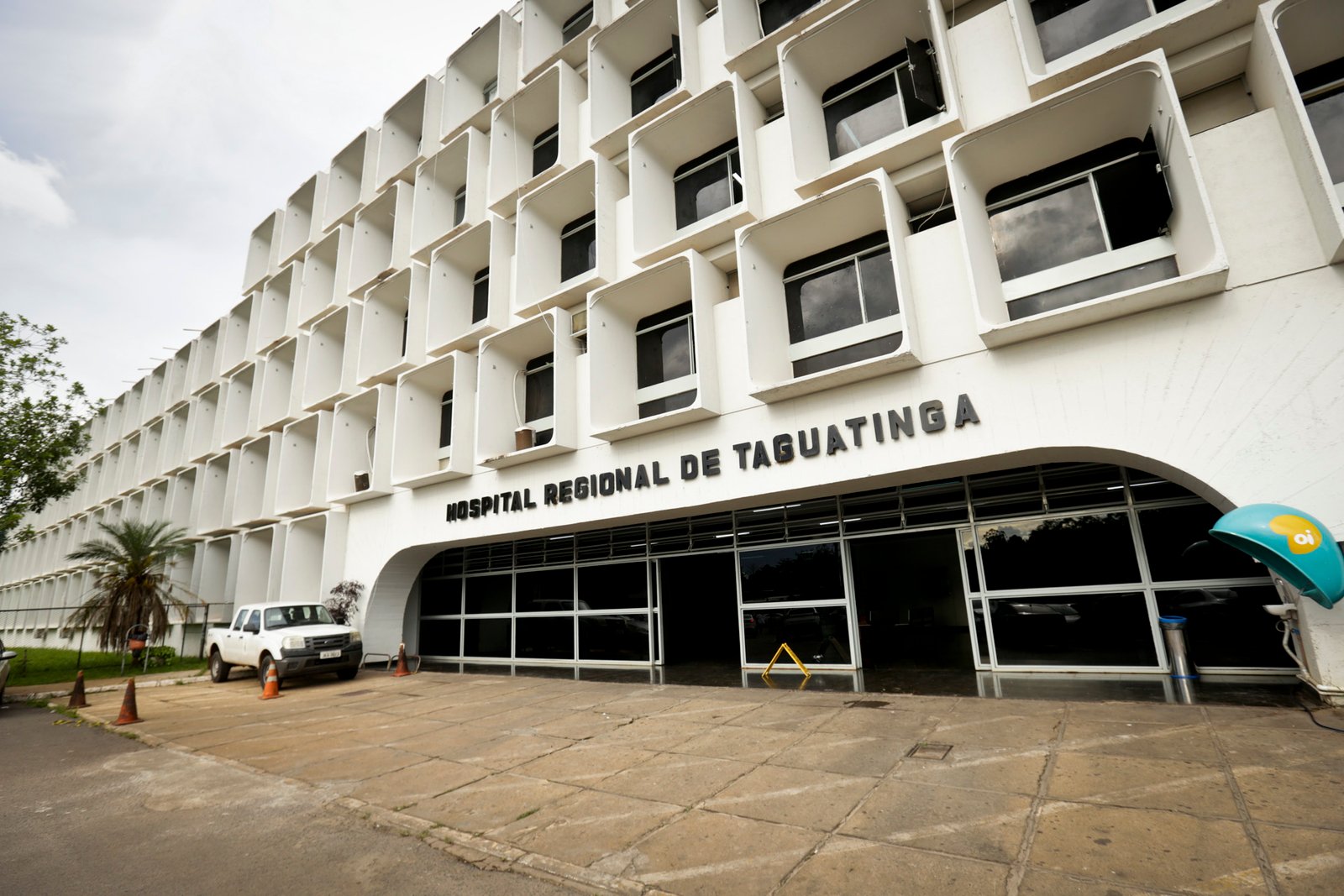 Confusão no HRT termina com uma mulher presa Confusão no HRT termina com uma mulher presa