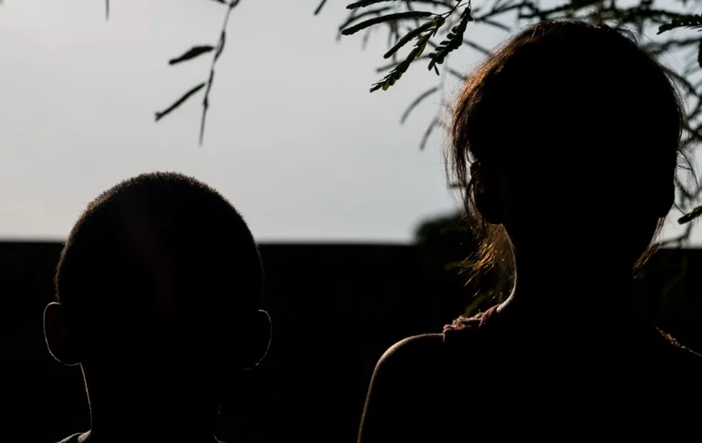 Criança é encontrada suja e chorando em bar de Brazlândia