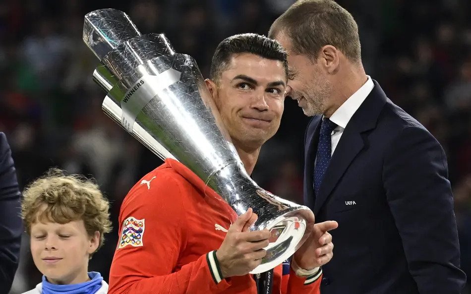 Cristiano Ronaldo marca, Portugal supera Espanha nos pênaltis e é bicampeão da Liga das Nações Cristiano Ronaldo marca, Portugal supera Espanha nos pênaltis e é bicampeão da Liga das Nações
