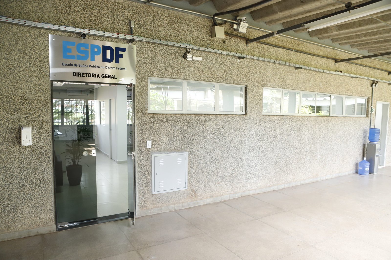 Escola de Saúde Pública completa um ano e se firma como referência na educação em saúde Escola de Saúde Pública completa um ano e se firma como referência na educação em saúde