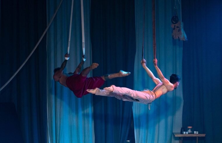 Fim de semana reúne design, cinema, shows e transporte gratuito