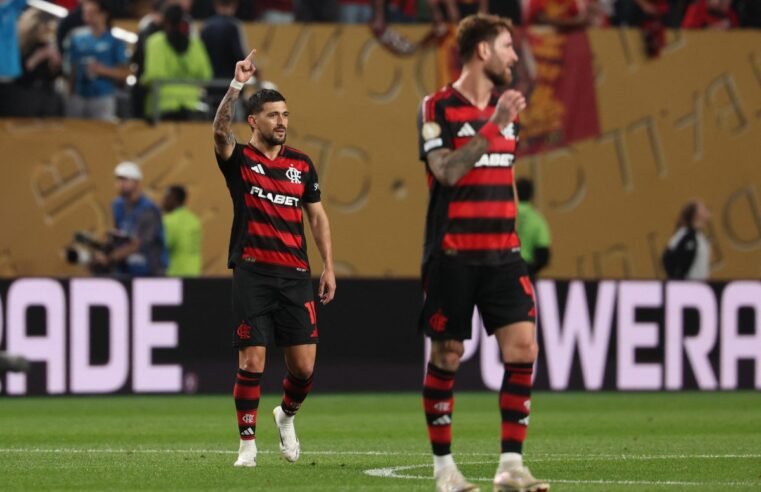 Flamengo estreia na Copa de Clubes com vitória sobre o Espérance (2-0)