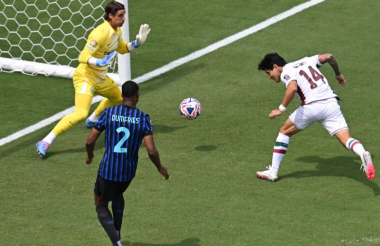 Fluminense vence Inter de Milão (2-0) e vai às quartas da Copa de Clubes