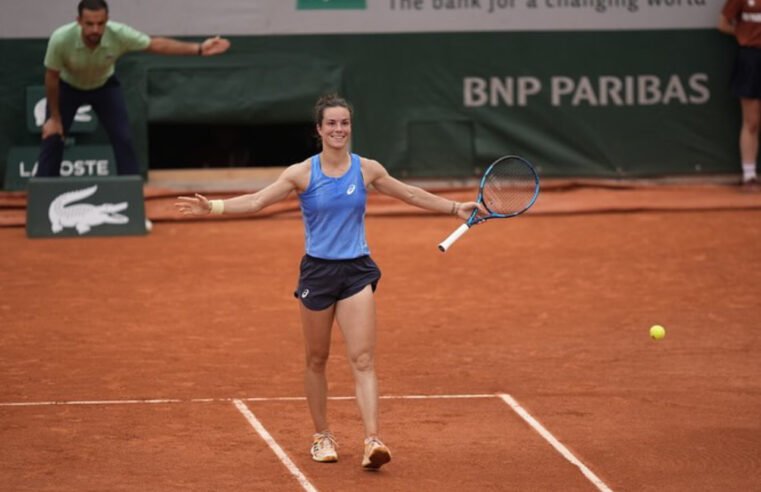 Francesa Loïs Boisson surpreende e elimina Jessica Pegula nas oitavas de Roland Garros