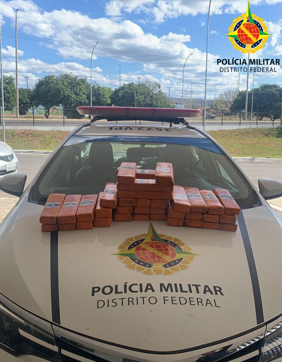 Jovem é detida com 36 tabletes de maconha em ônibus interestadual na rodoviária de Sobradinho