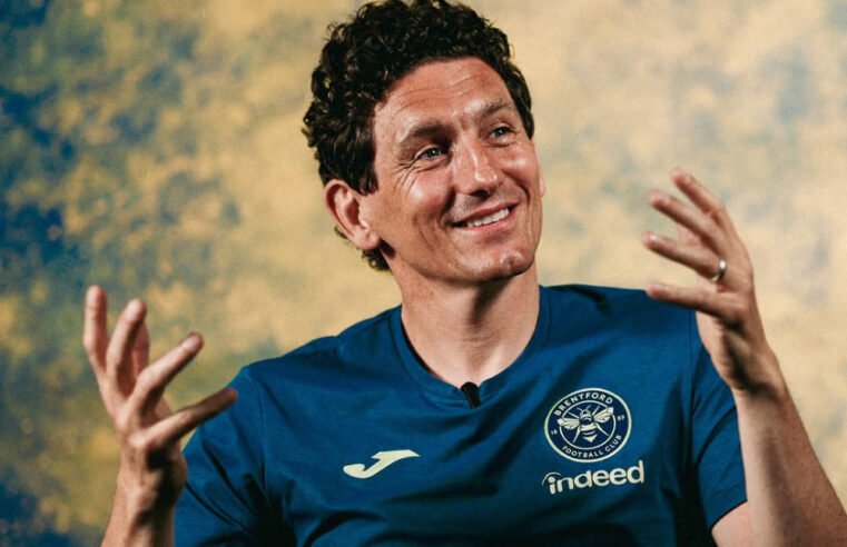 Keith Andrews é o novo técnico do Brentford