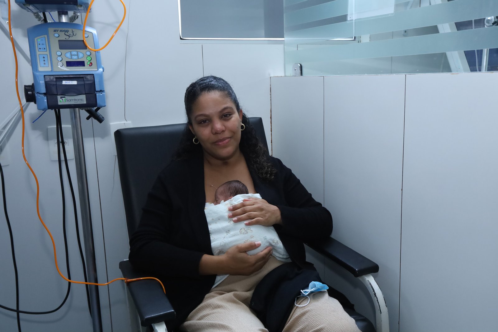 Método Canguru regula funções vitais e promove o desenvolvimento de bebês Método Canguru regula funções vitais e promove o desenvolvimento de bebês