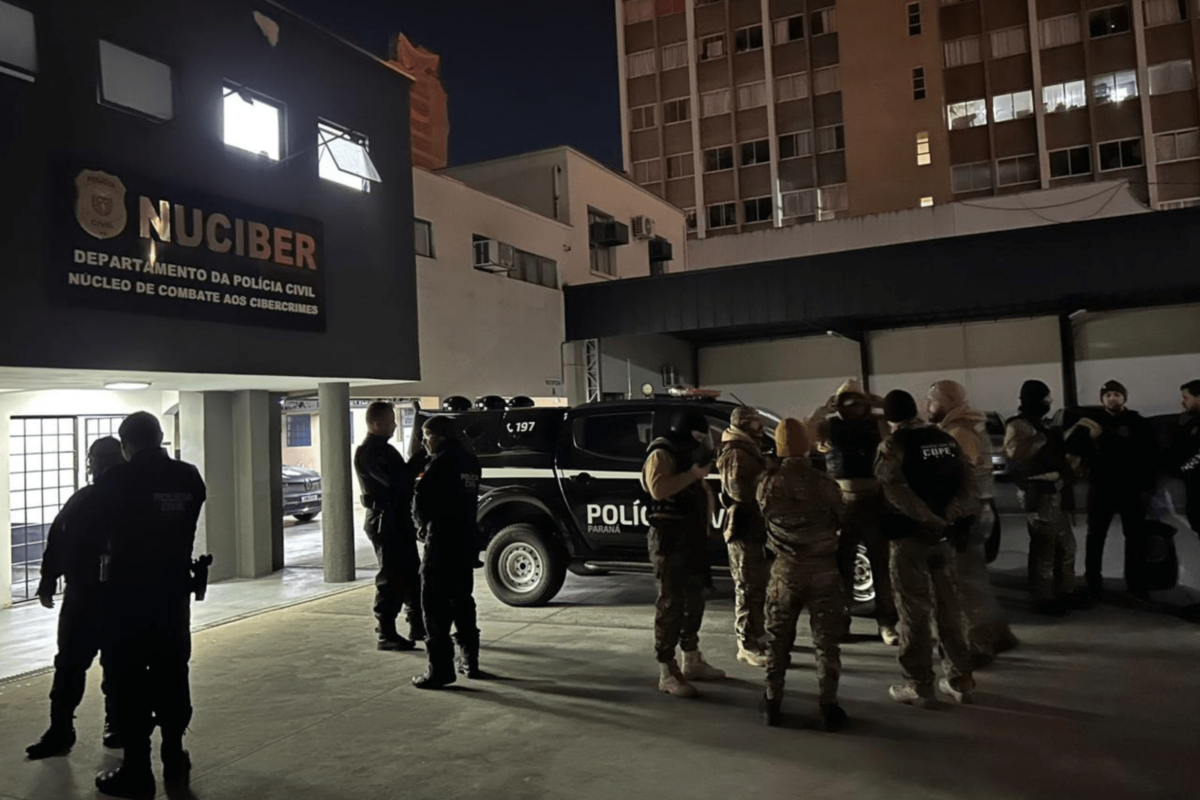 Polícia Civil desmantela esquema de fraude que desviava salários de jogadores de futebol