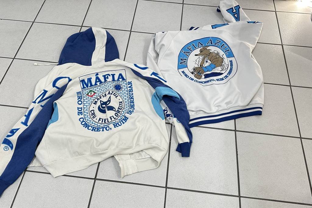 Polícia prende presidente e vice de principal torcida organizada do Cruzeiro Polícia prende presidente e vice de principal torcida organizada do Cruzeiro