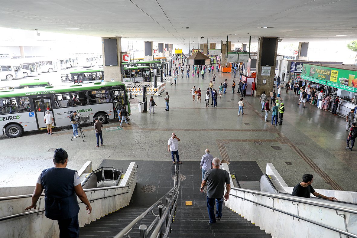 Rodoviária vai cobrar por parada de ônibus