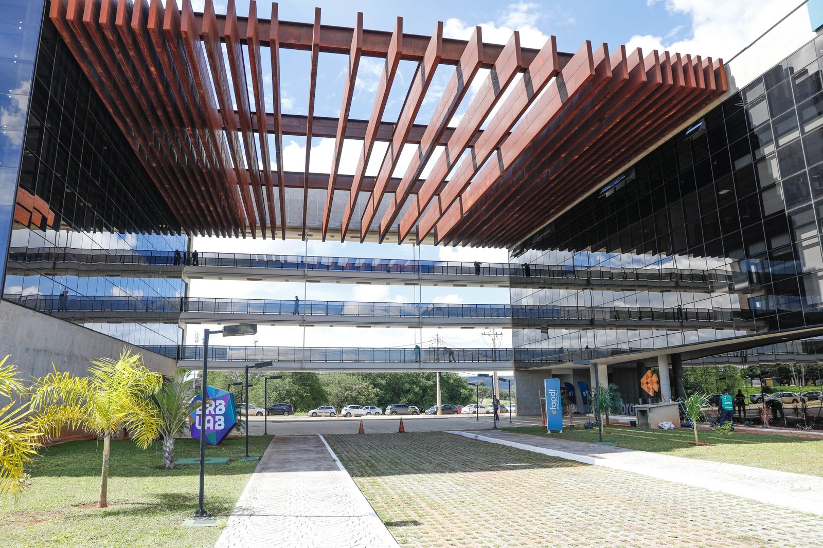 Tecnologia e inovação movem feira de negócios em Brasília Tecnologia e inovação movem feira de negócios em Brasília