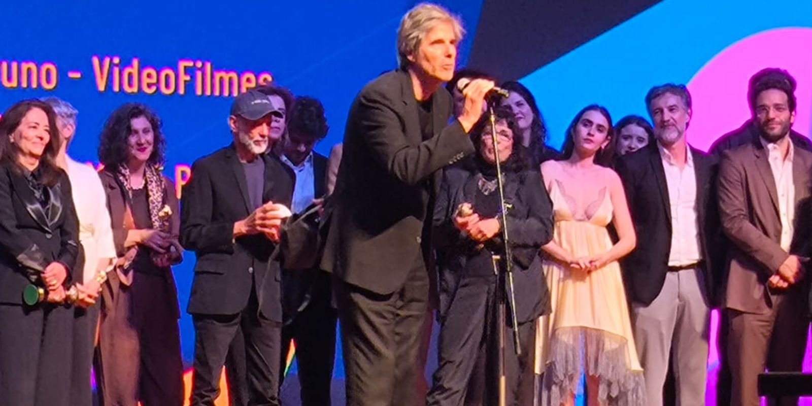 Filme Ainda Estou Aqui é o grande vencedor do Prêmio Grande Otelo