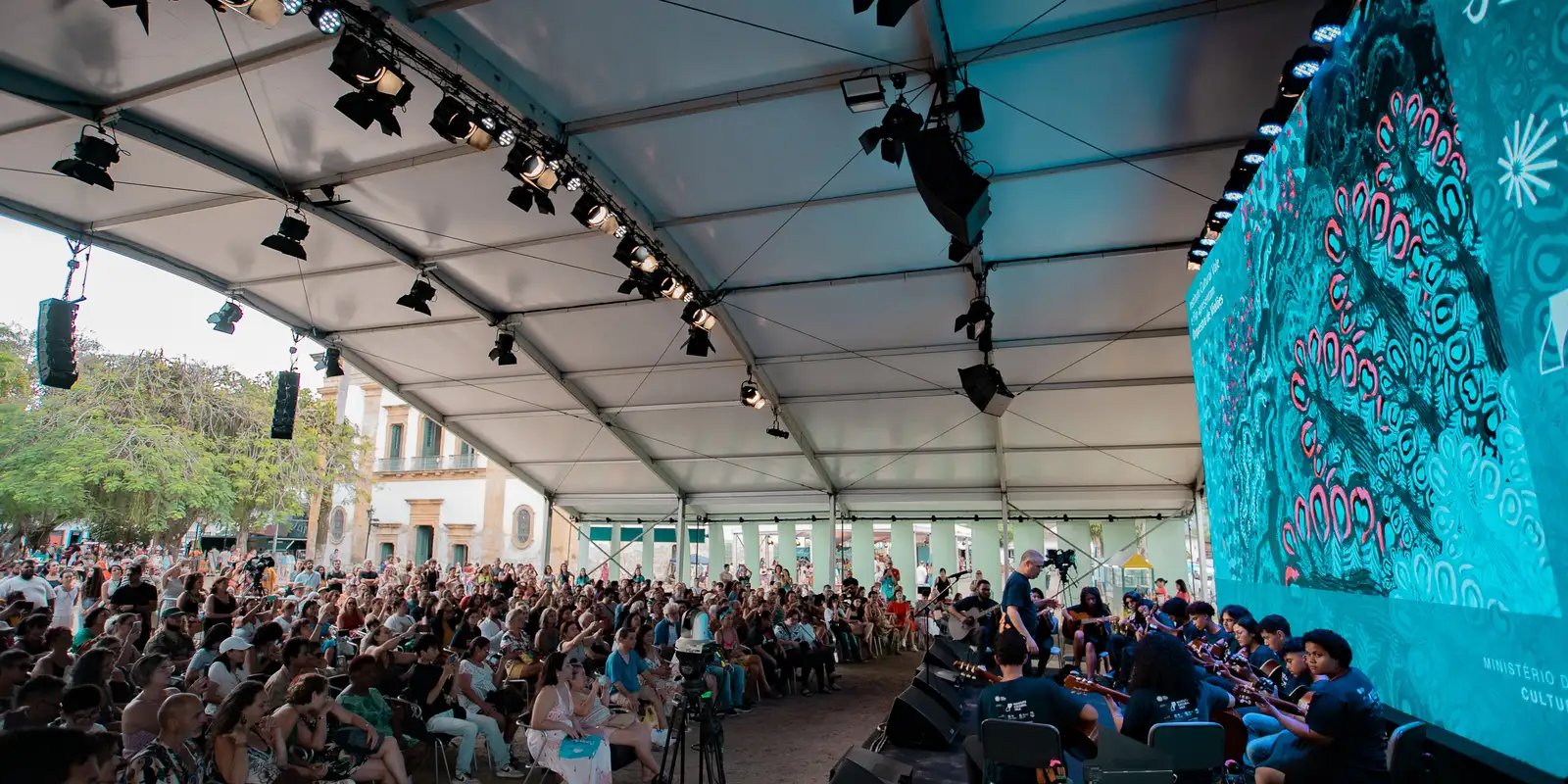 Flip terá Arnaldo Antunes na abertura e homenagem a Paulo Leminski Flip terá Arnaldo Antunes na abertura e homenagem a Paulo Leminski