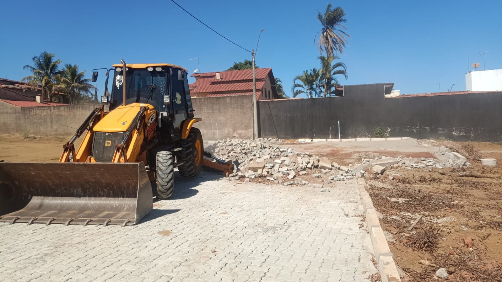 GDF interrompe parcelamento irregular que teria 62 lotes em área destinada a equipamentos públicos em Vicente Pires