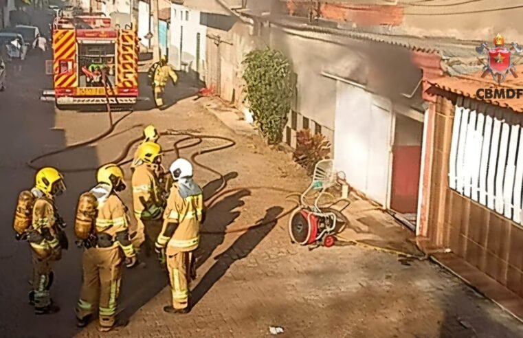 Incêndio em residência mobiliza bombeiros e assusta moradores em Planaltina