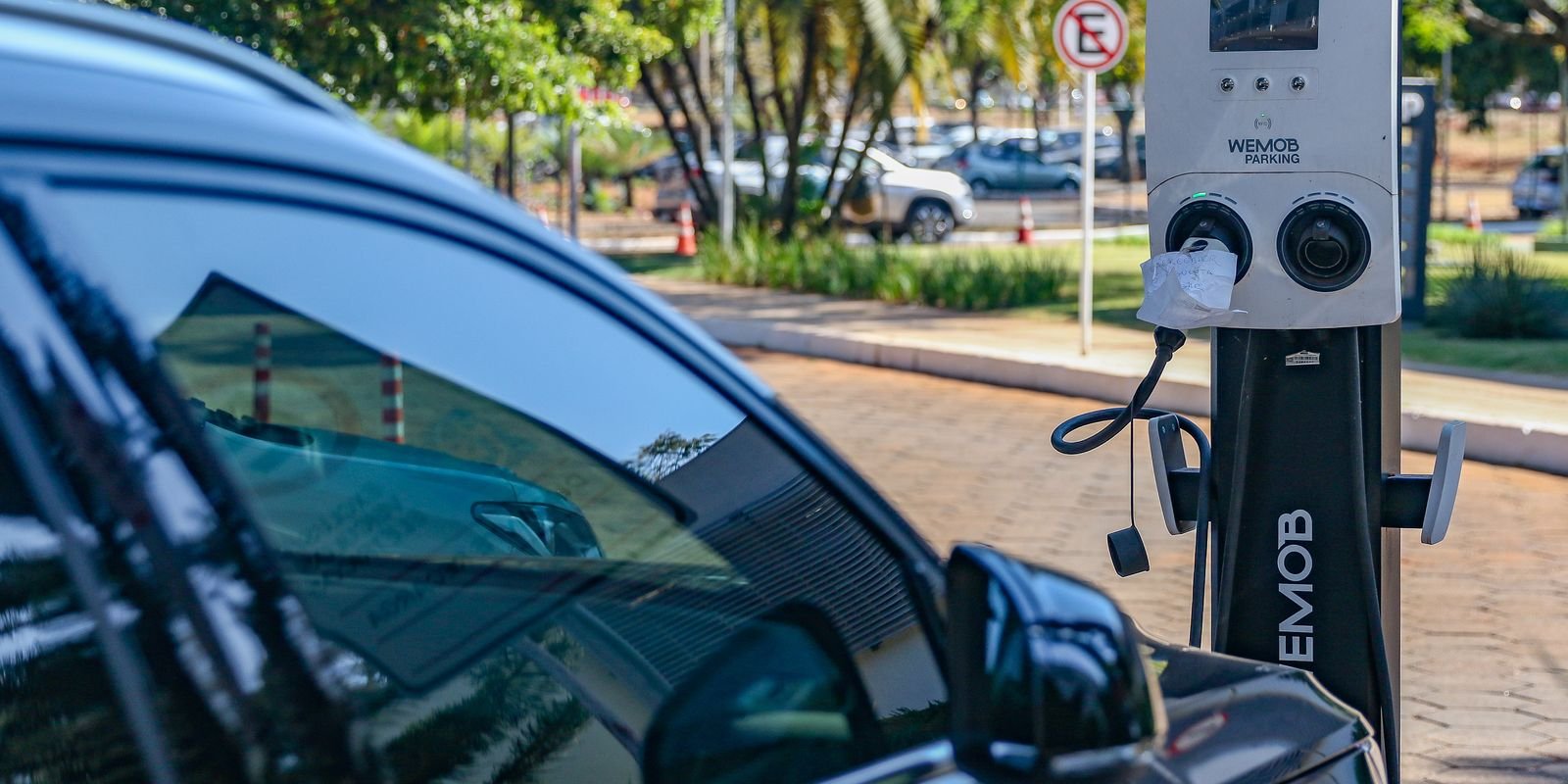Montadoras apoiam decisão que limita importação de carros elétricos Montadoras apoiam decisão que limita importação de carros elétricos