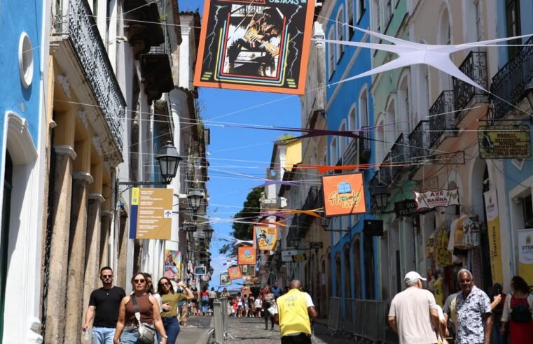 Abertura da Flipelô apresenta musical em homenagem a Dias Gomes