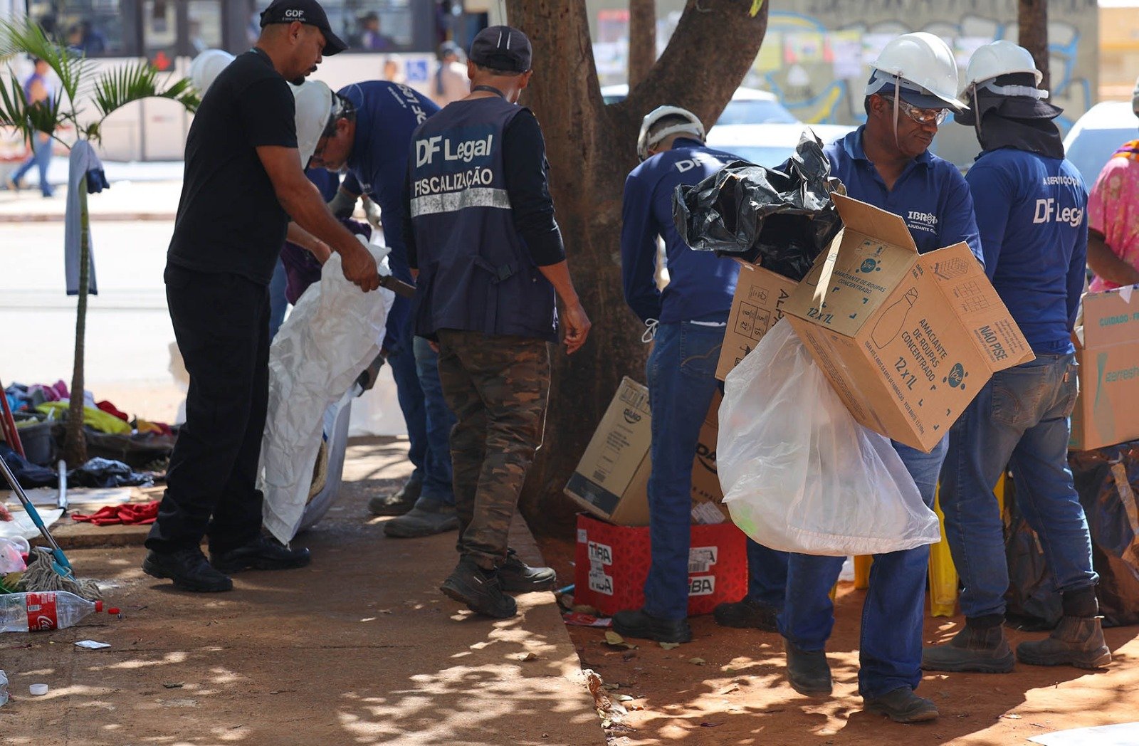 Ação de acolhimento atende 54 pessoas em situação de rua no DF durante a semana Ação de acolhimento atende 54 pessoas em situação de rua no DF durante a semana