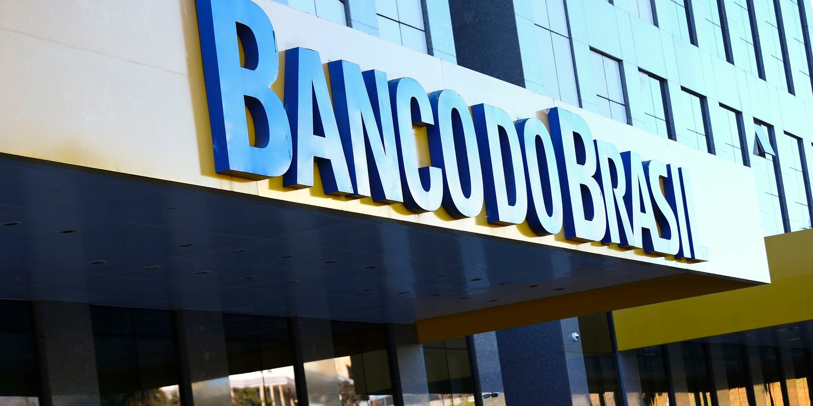 BB tomará providências judiciais após ataques bolsonaristas BB tomará providências judiciais após ataques bolsonaristas