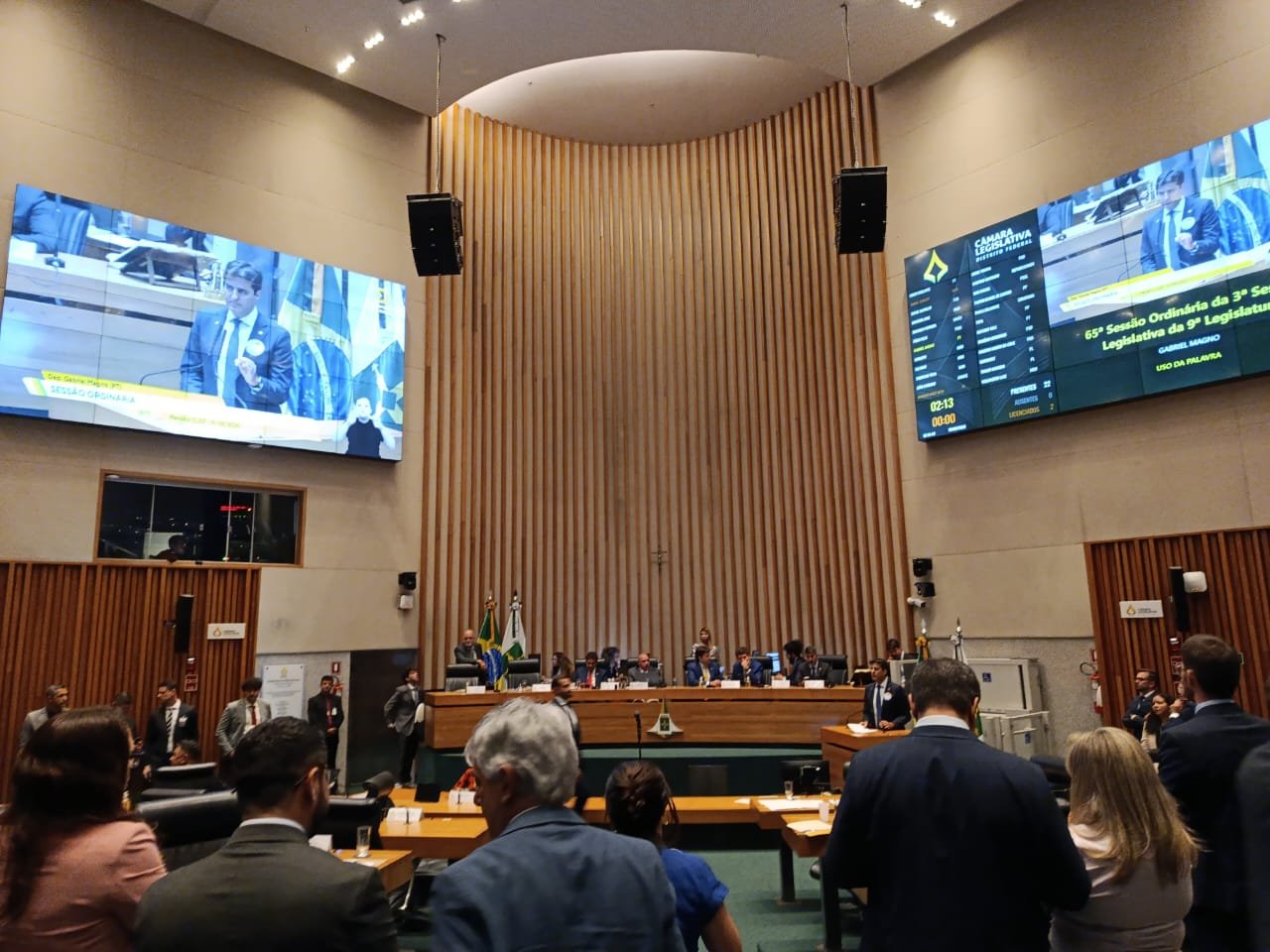 Câmara Legislativa aprova compra do Banco Master pelo BRB Câmara Legislativa aprova compra do Banco Master pelo BRB
