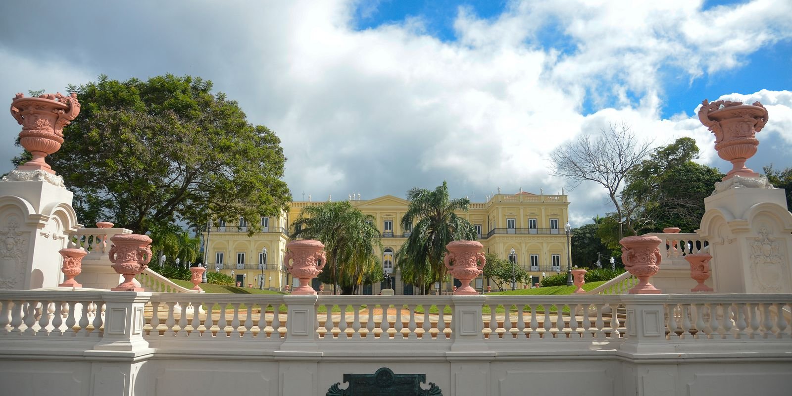Caminhos da Reportagem mostra reconstrução do Museu Nacional no Rio Caminhos da Reportagem mostra reconstrução do Museu Nacional no Rio