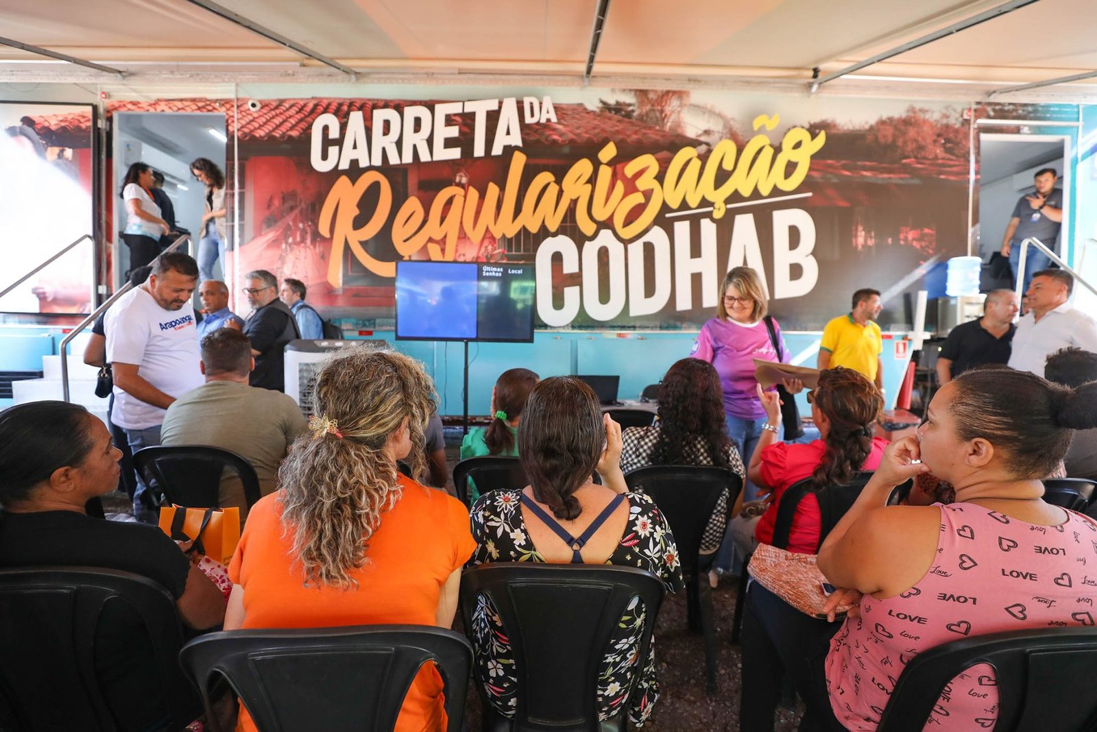 Carreta da Regularização Fundiária atende moradores de Samambaia até outubro Carreta da Regularização Fundiária atende moradores de Samambaia até outubro