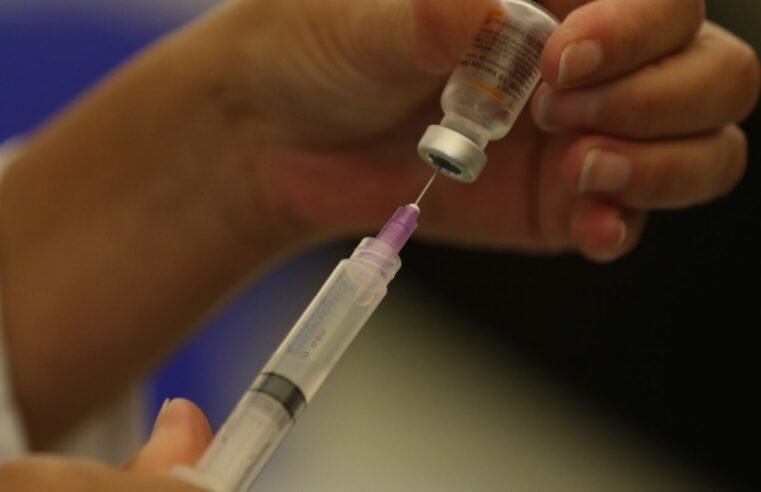 Casos de covid-19 estão em alta no Ceará e no Rio, aponta Fiocruz