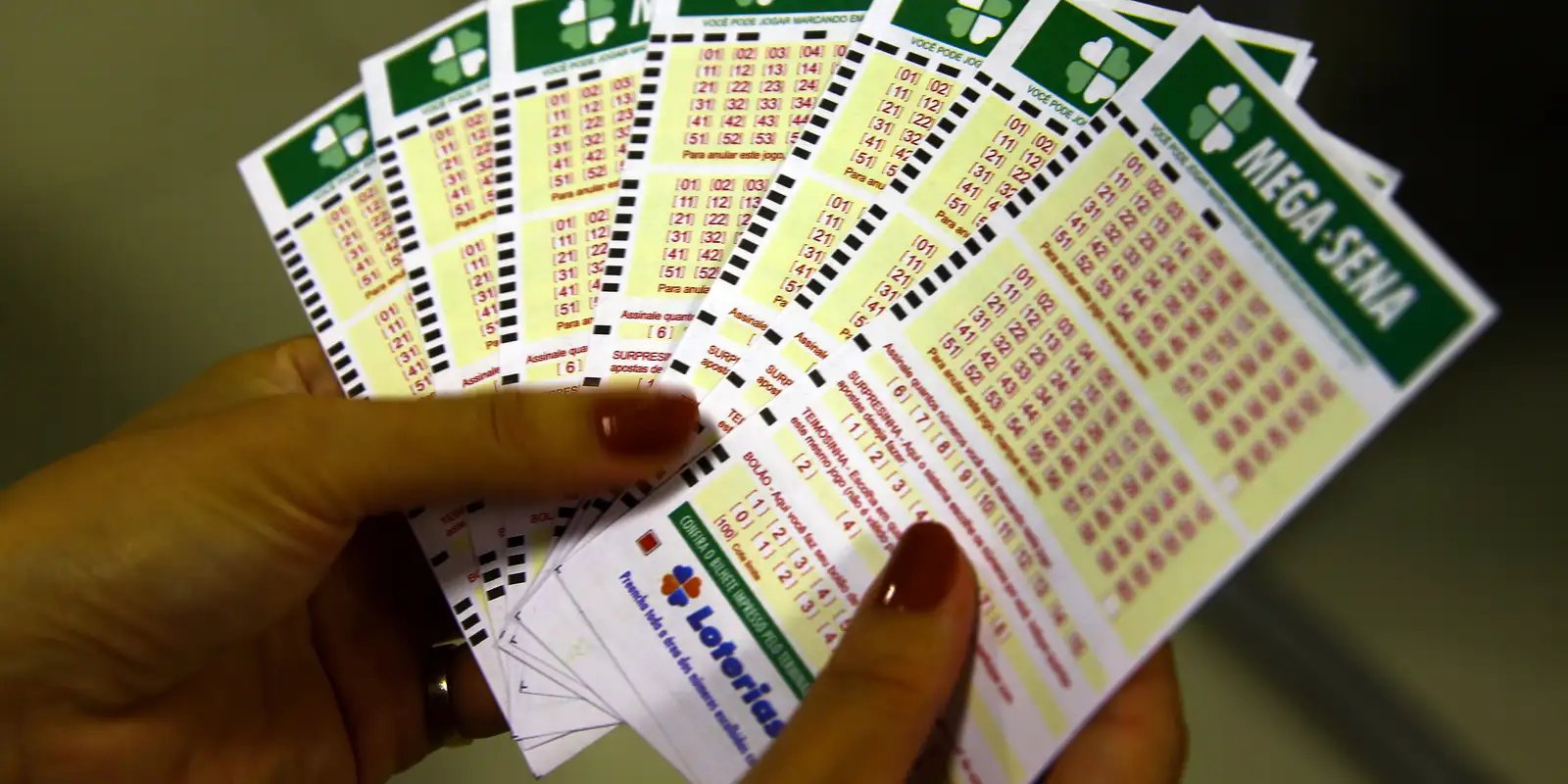 Concurso 2905 da Mega-Sena sorteia prêmio de R$ 28 milhões Concurso 2905 da Mega-Sena sorteia prêmio de R$ 28 milhões