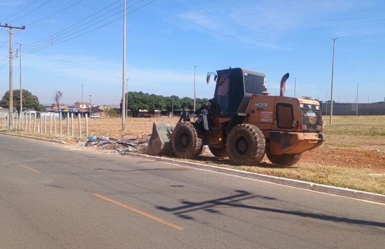 Força-tarefa retira mais de 2,7 mil toneladas de entulho das ruas de Ceilândia