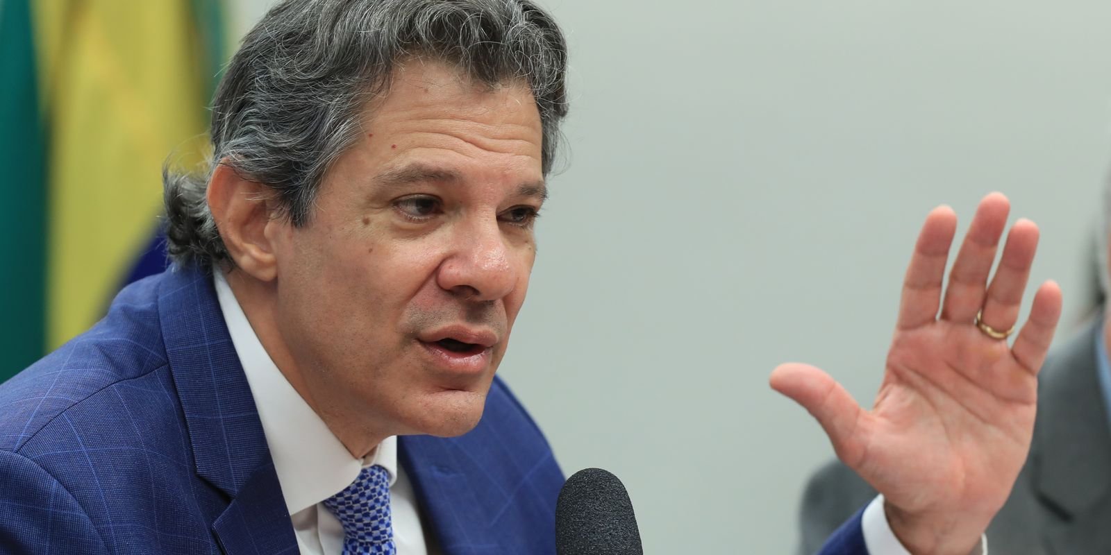 Governo autorizará estados a comprar alimentos afetados por tarifaço Governo autorizará estados a comprar alimentos afetados por tarifaço